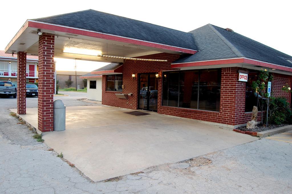 Columbus Inn Exterior photo